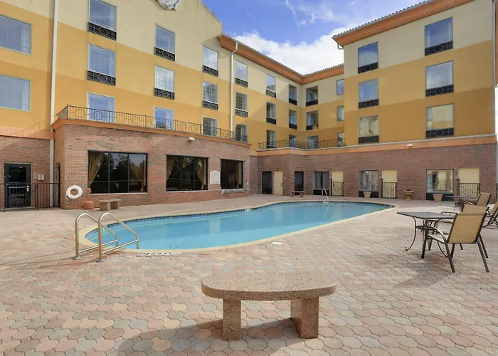 Country Inn & Suites By Radisson, Rj Stadium - Tampa Airport East